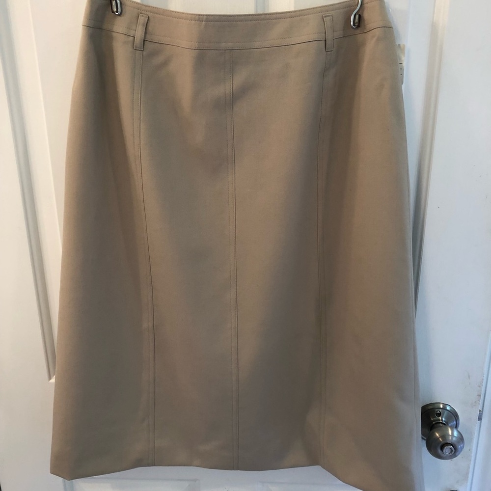 Talbot’s khaki A-line woman’s skirt, NWT, sz 8
